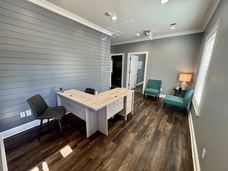 8219 N Crossing Ct, Fortson, GA à louer - Photo de l’immeuble – Image 3 sur 4