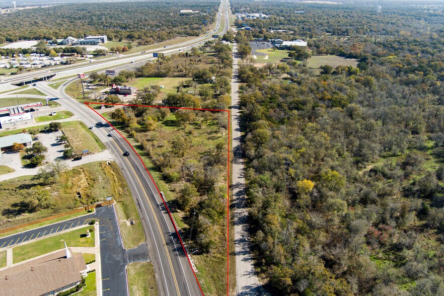 119 W TX-21, Cedar Creek, TX à vendre - Aérien – Image 2 sur 15
