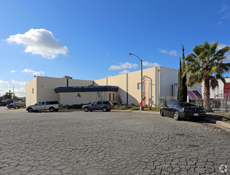 9636 Ann St, Santa Fe Springs, CA à louer - Photo de l’immeuble – Image 2 sur 4