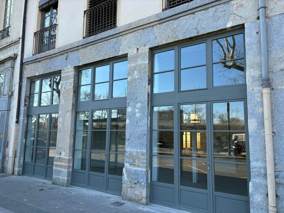38 Cours D'Herbouville, Lyon à vendre Photo de l’immeuble– Image 1 sur 9