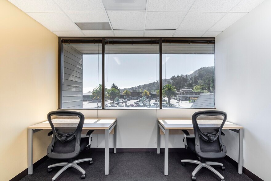 1 Harbor Dr, Sausalito, CA à louer - Photo intérieure – Image 1 sur 19