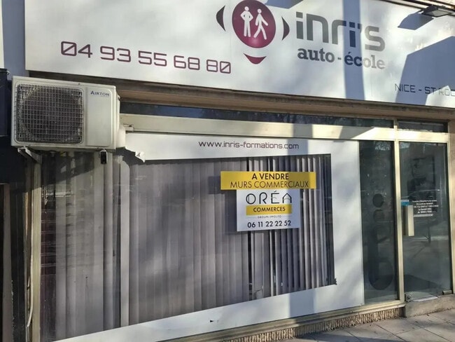 Plus de détails pour Local commercial à vendre