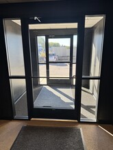 650 Dodge Ave NW, Elk River, MN à louer Photo intérieure– Image 2 sur 10