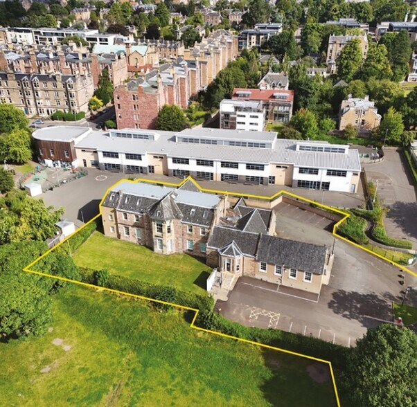 37 Canaan Ln, Edinburgh à vendre - Aérien – Image 1 sur 8