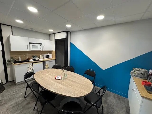 Bureau dans Saint-Étienne à vendre - Photo intérieure – Image 3 sur 6