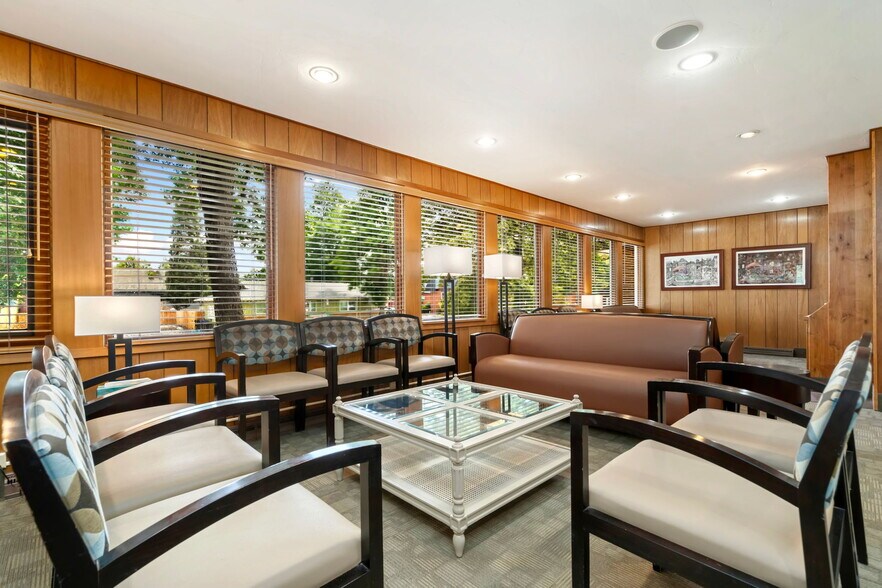 1080 E Elizabeth St, Fort Collins, CO à vendre - Photo de l’immeuble – Image 3 sur 8