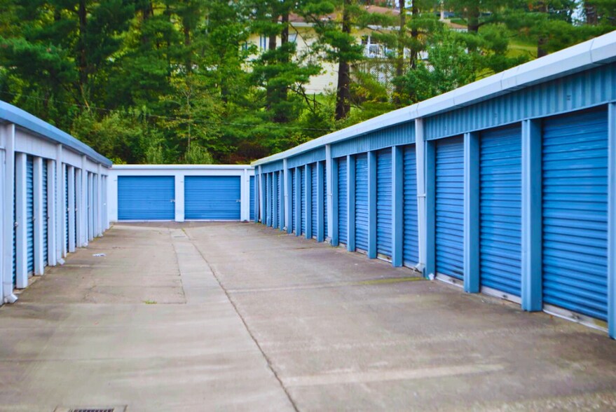Self-storage Portfolio portefeuille de 1 biens à vendre sur LoopNet.fr - Photo de l’immeuble – Image 2 sur 12