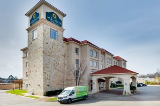 Plus de détails pour 431 Airport Fwy, Euless, TX - Hôtellerie à vendre