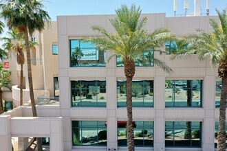 4425 Spring Mountain Rd, Las Vegas, NV à louer Photo intérieure– Image 1 sur 3