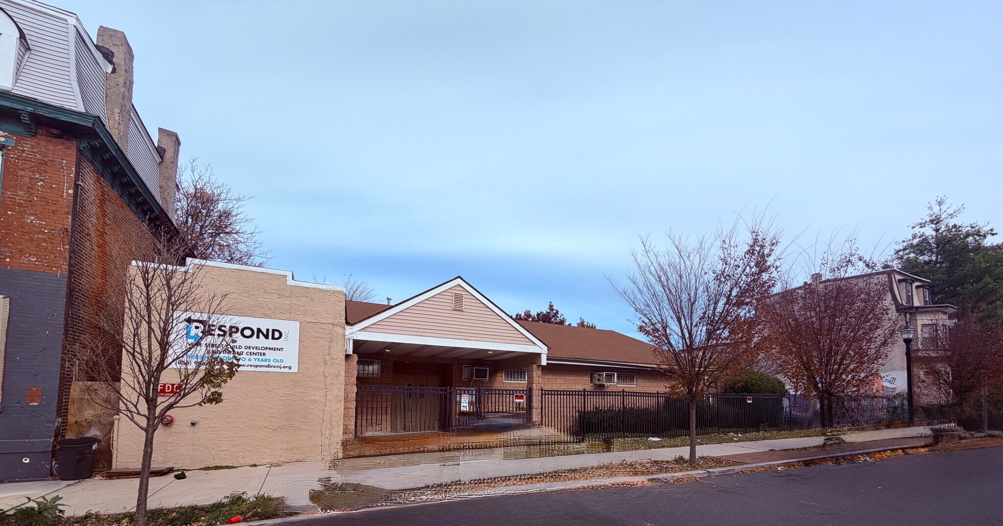 309 Vine St, Camden, NJ à vendre Photo de l’immeuble– Image 1 sur 13