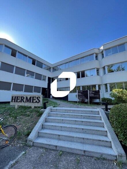 Bureau dans SAINT-MARTIN-D'HERES à louer - Photo de l’immeuble – Image 1 sur 8