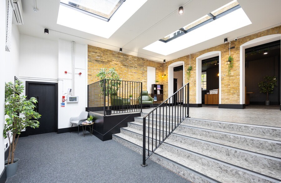 1A Highfield Rd, Dartford à vendre - Photo de l’immeuble – Image 3 sur 21