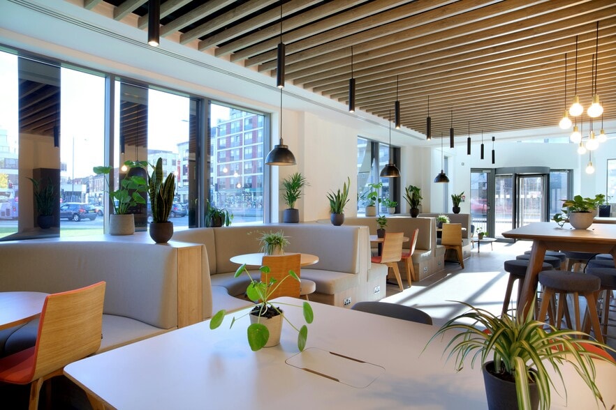 17-23 High St, Slough à louer - Photo intérieure – Image 3 sur 5