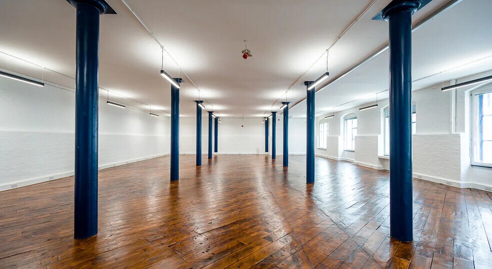 15 Lots Rd, Londres à louer - Photo de l’immeuble – Image 3 sur 18