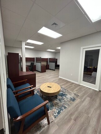 Plus de détails pour 4707 SE 9th Pl, Cape Coral, FL - Bureau à louer