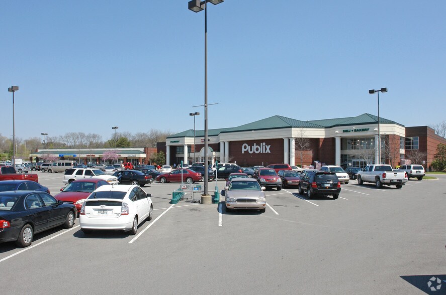 2020 Fieldstone Pkwy, Franklin, TN à louer - Photo de l’immeuble – Image 2 sur 5
