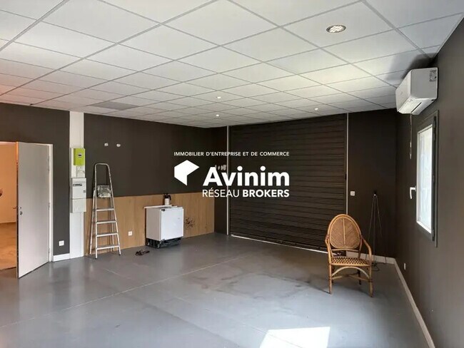 Plus de détails pour Industriel/Logistique à louer