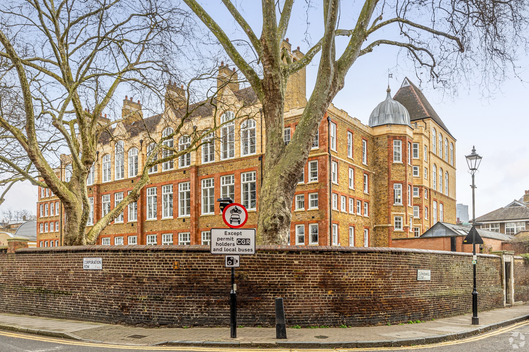 47 Kingsway Pl, Londres à louer Photo principale– Image 1 sur 62