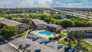 3222 NW Loop 410, San Antonio, TX - VUE AÉRIENNE  vue de carte