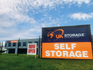 Plus de détails pour 22-23 Westmead Industrial Estate, Swindon - Local d'activités à louer