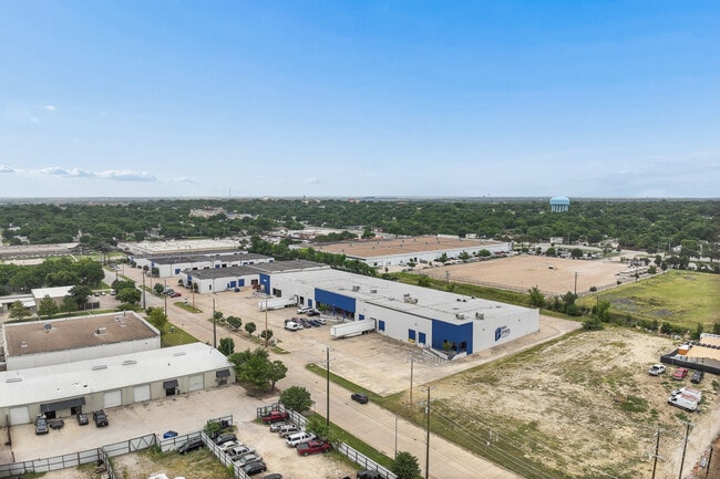 Plus de détails pour 2901 Suffolk Dr, Fort Worth, TX - Industriel/Logistique à louer