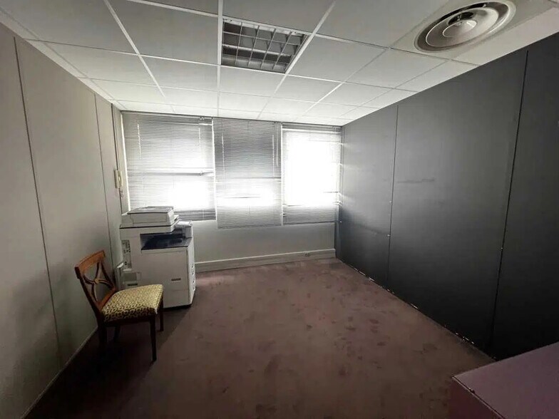 Bureau dans Lille à louer - Photo de l’immeuble – Image 3 sur 4