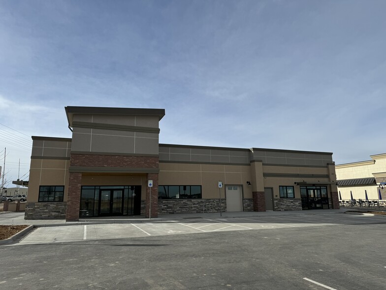 401 Pointe Plaza Dr, Windsor, CO à louer - Photo de l’immeuble – Image 2 sur 5