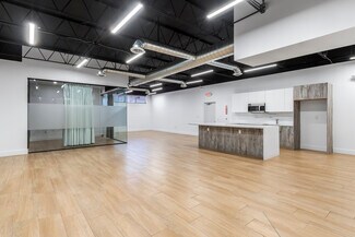 Plus de détails pour 997 125th St, North Miami, FL - Bureau à louer