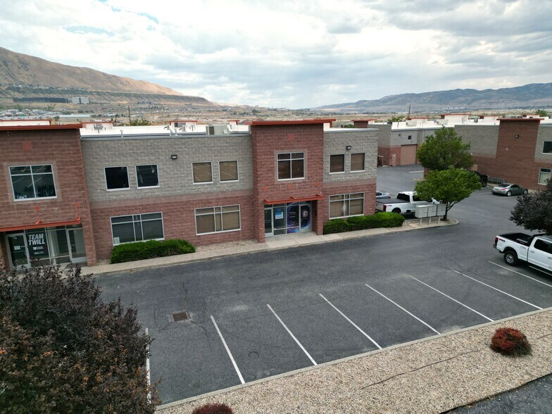 78 W 13775 S, Draper, UT à louer - Photo de l’immeuble – Image 2 sur 3
