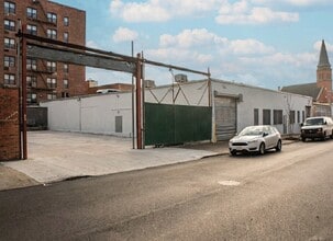 4855-4865 36th St, Long Island City, NY à louer Photo intérieure– Image 2 sur 8