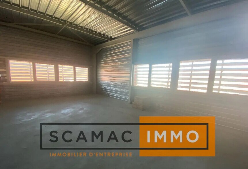 Industriel/Logistique dans Lambesc à louer - Photo de l’immeuble – Image 3 sur 3
