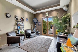 Plus de détails pour 817 NE 4th Ave, Fort Lauderdale, FL - Local d’activités à vendre