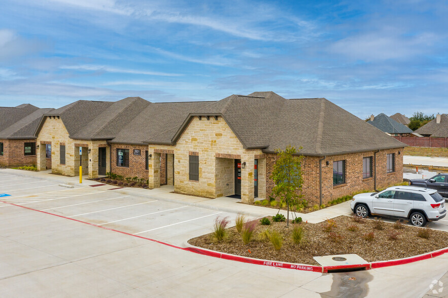 2601 Little Elm Pky, Little Elm, TX à louer - Photo principale – Image 1 sur 10