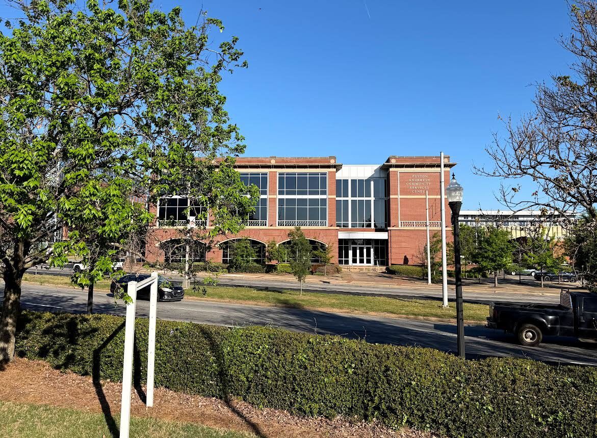 277 Martin Luther King Jr Blvd, Macon-Bibb, GA à louer Photo principale– Image 1 sur 8