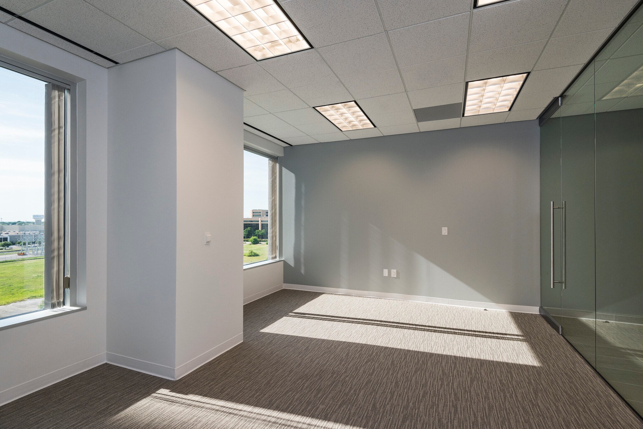 14241 Dallas Pky, Dallas, TX à louer Photo intérieure– Image 1 sur 2