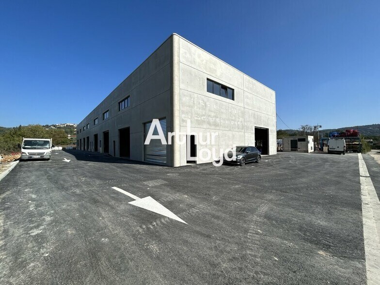 62 Rue Des 2 Frères, Puget-sur-Argens à vendre - Photo de l’immeuble – Image 1 sur 5