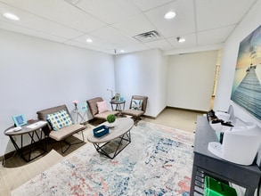 3901 Airport Fwy, Bedford, TX à louer Photo intérieure– Image 2 sur 7