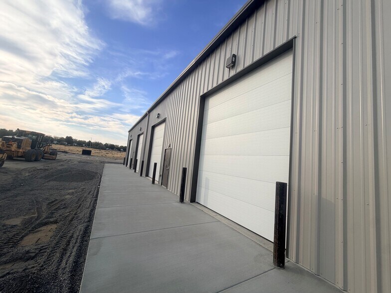 2605 Robertson Dr, Richland, WA à louer - Photo de l’immeuble – Image 2 sur 20