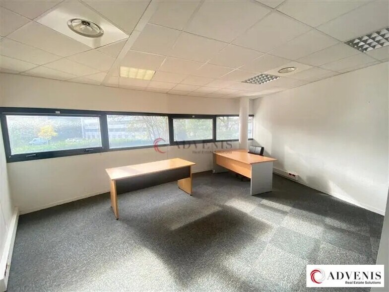 Bureau dans Mérignac à louer - Photo de l’immeuble – Image 3 sur 12
