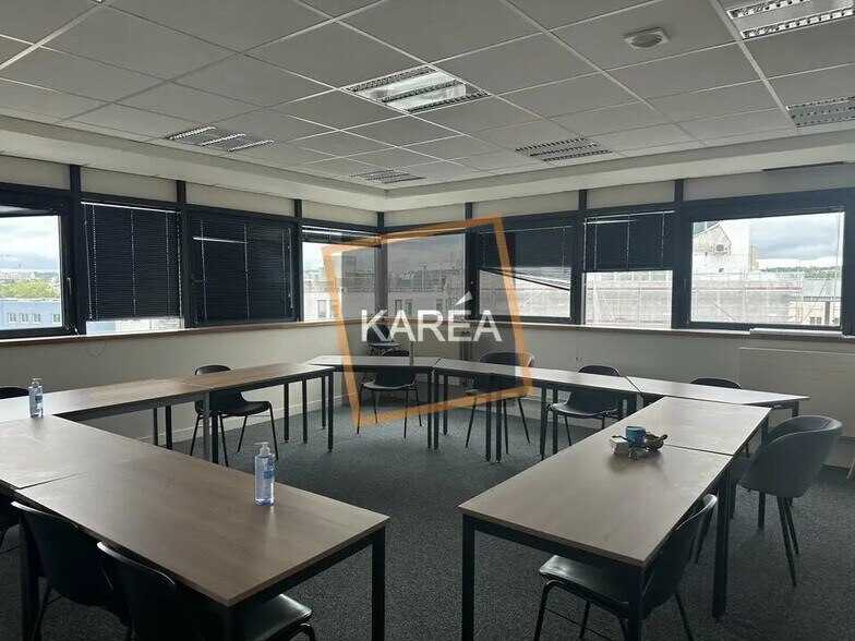 Bureau dans Mareuil-lès-Meaux à vendre - Photo intérieure – Image 3 sur 5