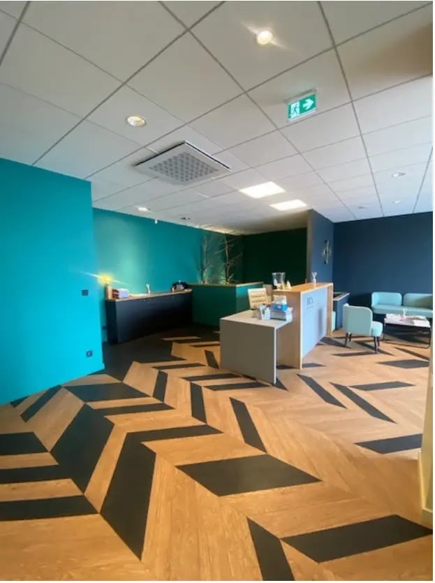 Plus de détails pour Bureau à vendre