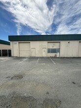 3355 Industrial Dr, Santa Rosa, CA à louer Photo intérieure– Image 1 sur 11