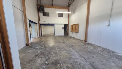 612 Dunlap St, La Conner, WA à louer Photo intérieure– Image 2 sur 7