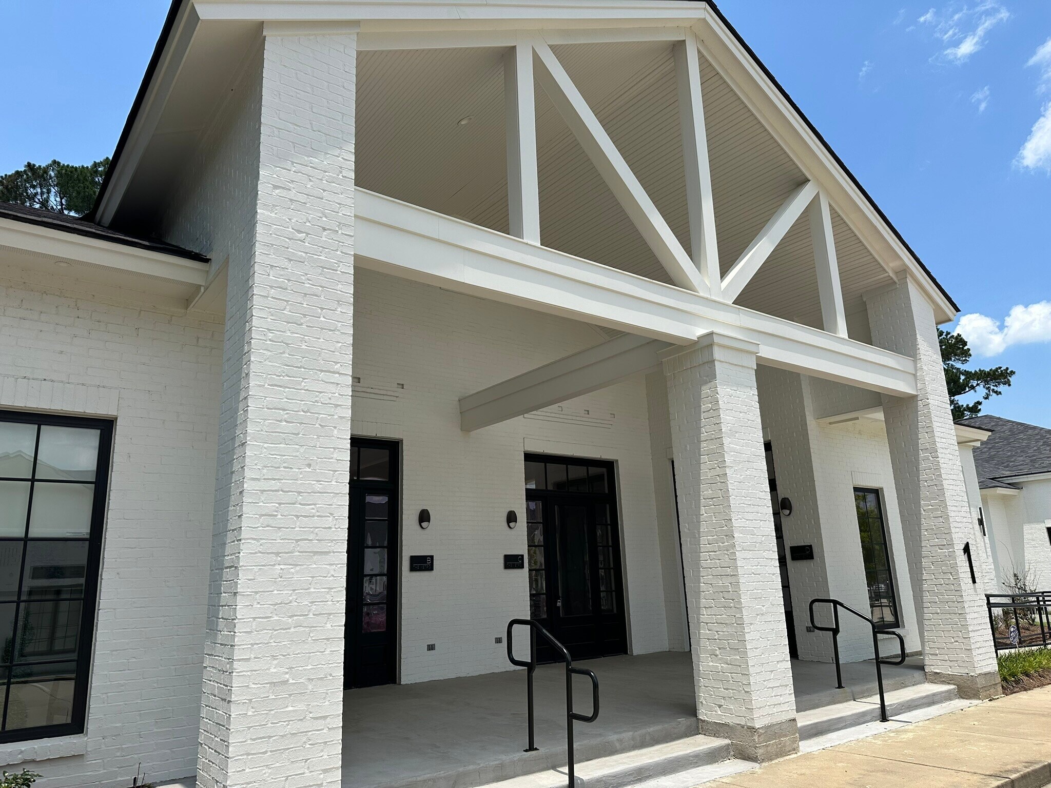 10247 Jefferson Hwy hwy, Baton Rouge, LA à louer Photo principale– Image 1 sur 9