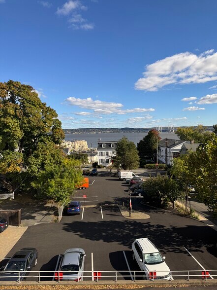 17 S Broadway, Nyack, NY à louer - Photo de l’immeuble – Image 3 sur 14