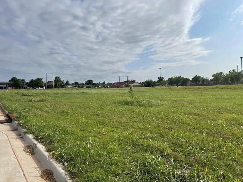 8021 N Council Rd, Oklahoma City, OK à vendre - Autre – Image 3 sur 3
