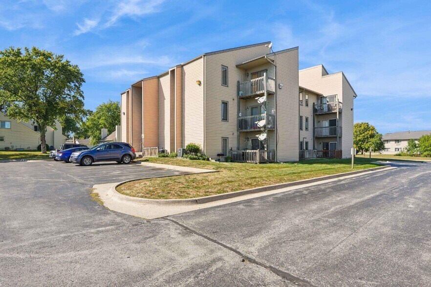 1011 SE 3rd St, Ankeny, IA à vendre - Photo de l’immeuble – Image 2 sur 9