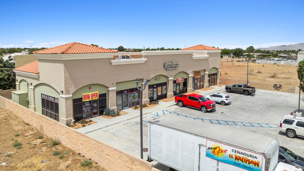 11146 Hesperia Rd, Hesperia, CA à louer - Photo de l’immeuble – Image 3 sur 3