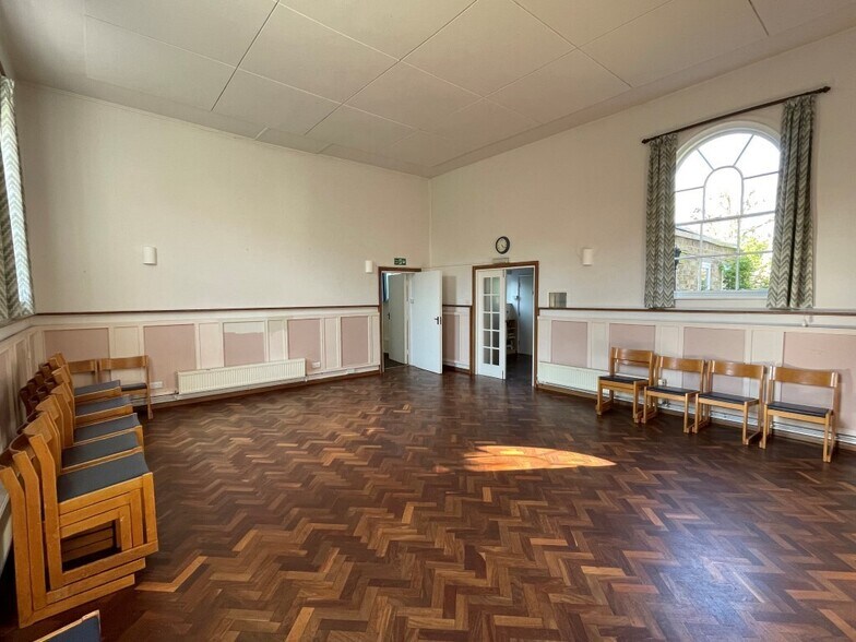 289 High St, Berkhamsted à louer - Photo de l’immeuble – Image 3 sur 4