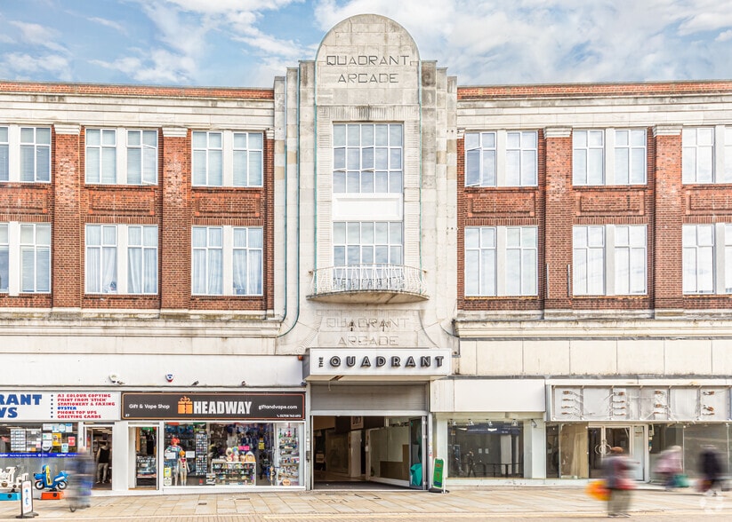 1-32 Quadrant Arcade, Romford à louer - Photo de l’immeuble – Image 2 sur 4